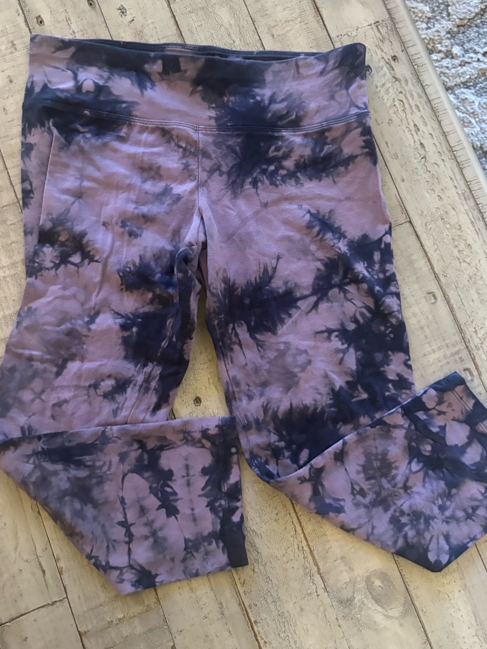 Calvin Klein Black and Purple Tie-Dye Leggings